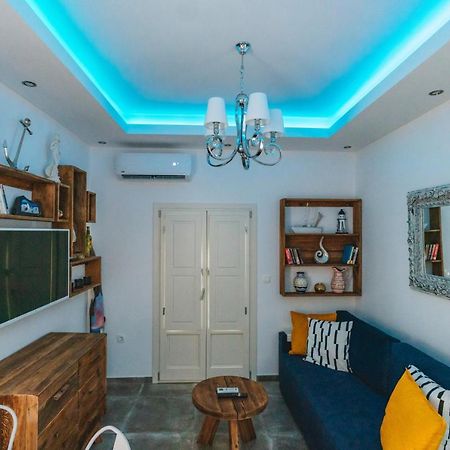 Lux House With Outdoor Jacuzzi And Sea View In Santorini Apartment Emporio  ภายนอก รูปภาพ